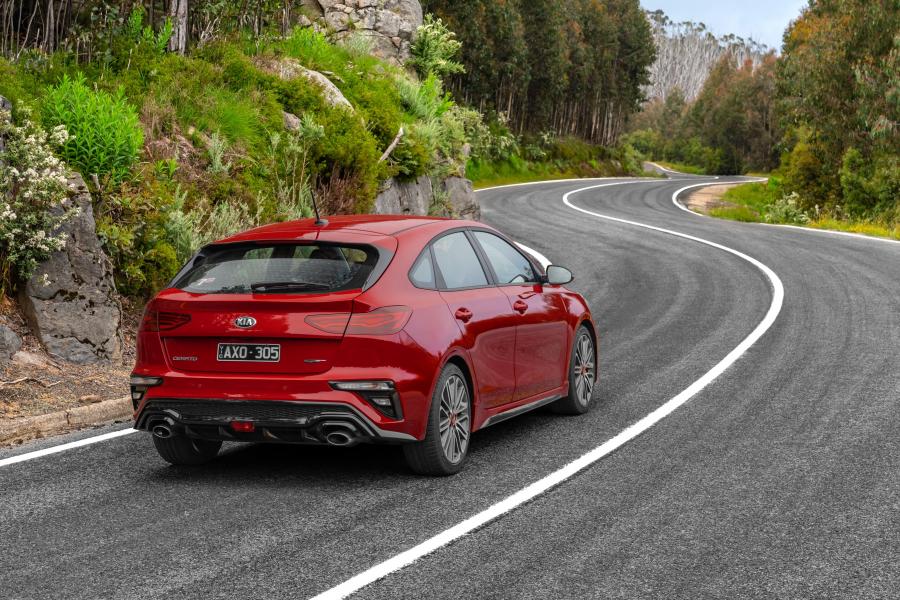  Kia Cerato Hatch GT 2019 года  (AU) (фото 10 из 13)